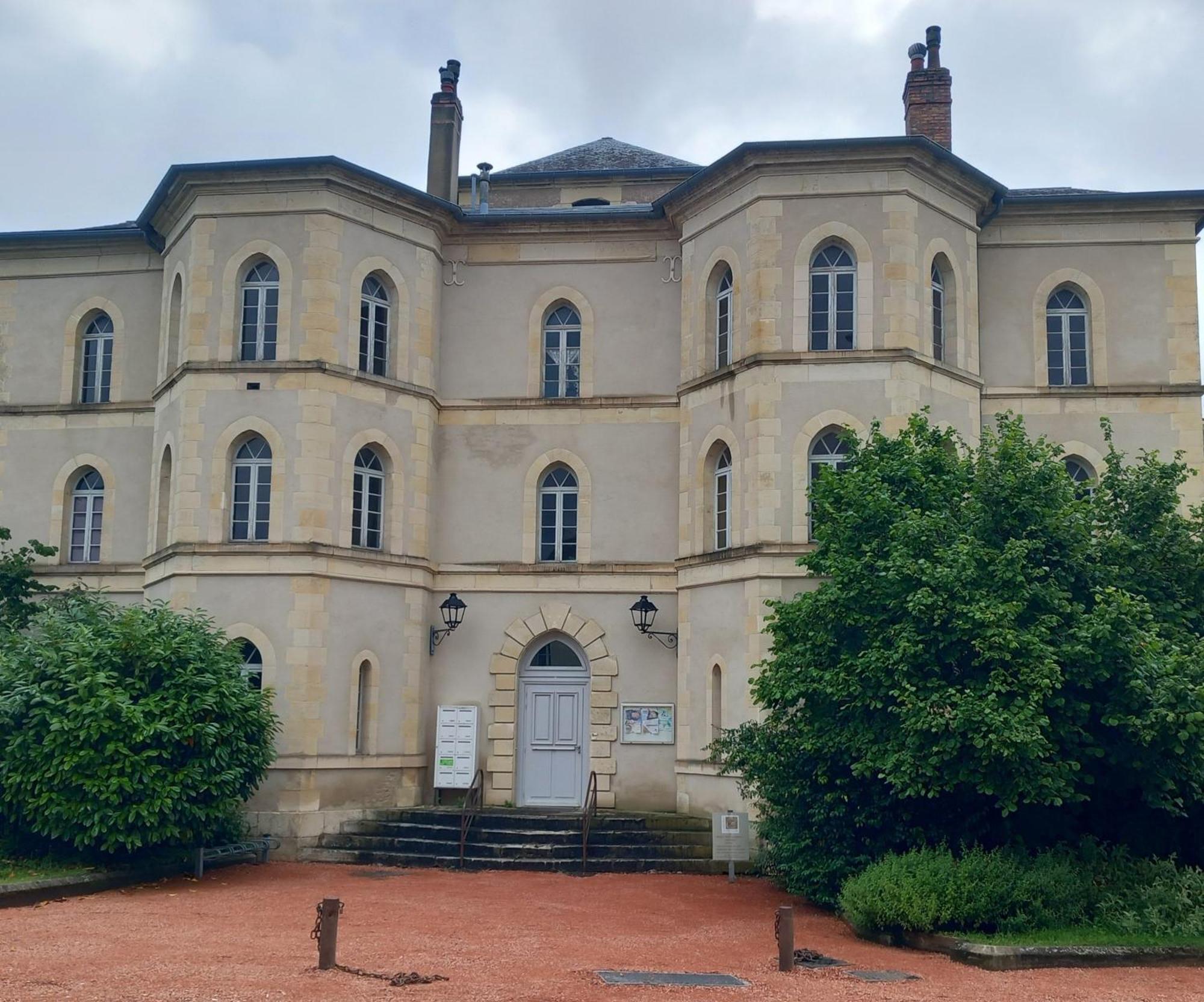 Апартаменты Jls'Tudios " U Sognu" Cosne-Cours-Sur-Loire Экстерьер фото